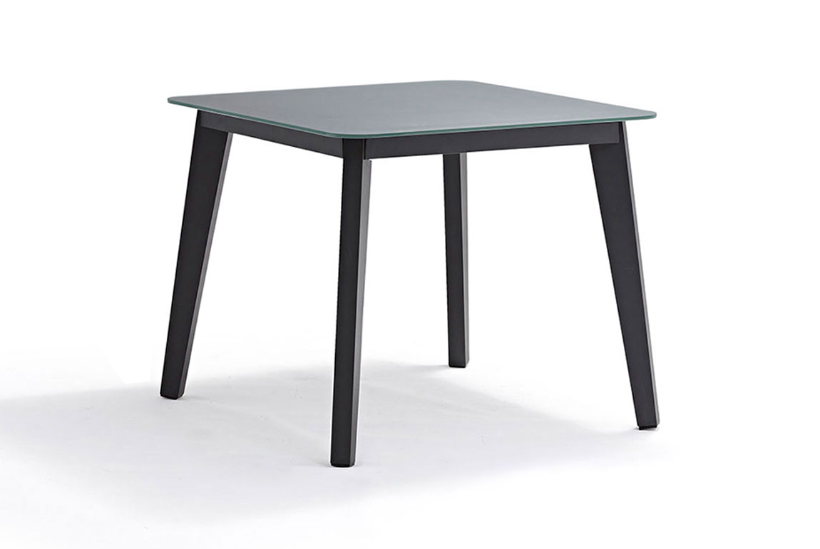 Diva square dining table